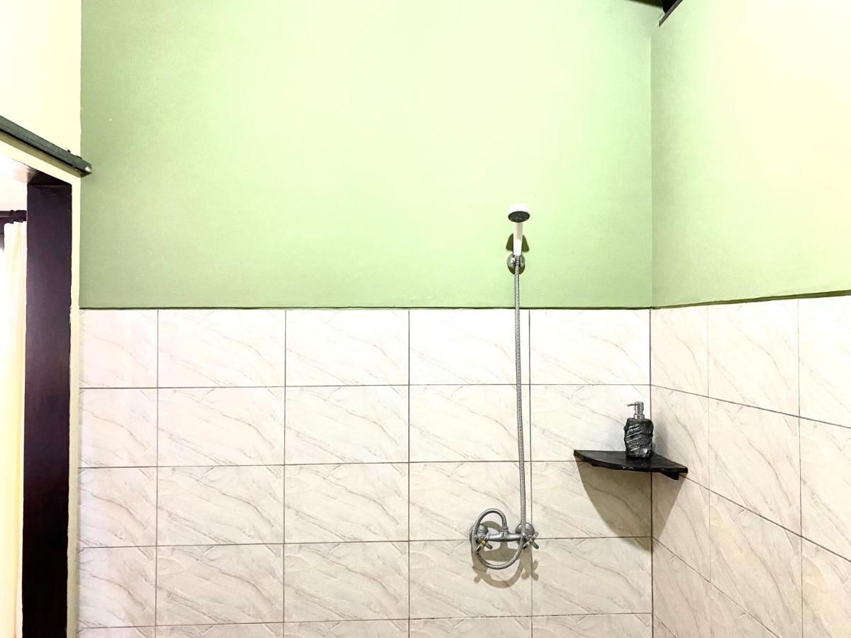 Lakromo Amed Homestay Bagian luar foto