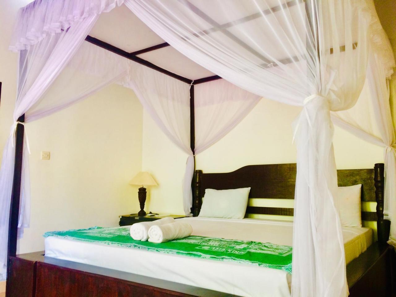 Lakromo Amed Homestay Bagian luar foto
